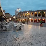 Casa Elena Verona