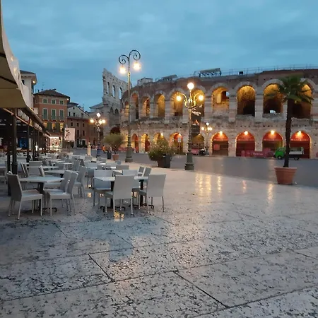 Casa Elena Verona